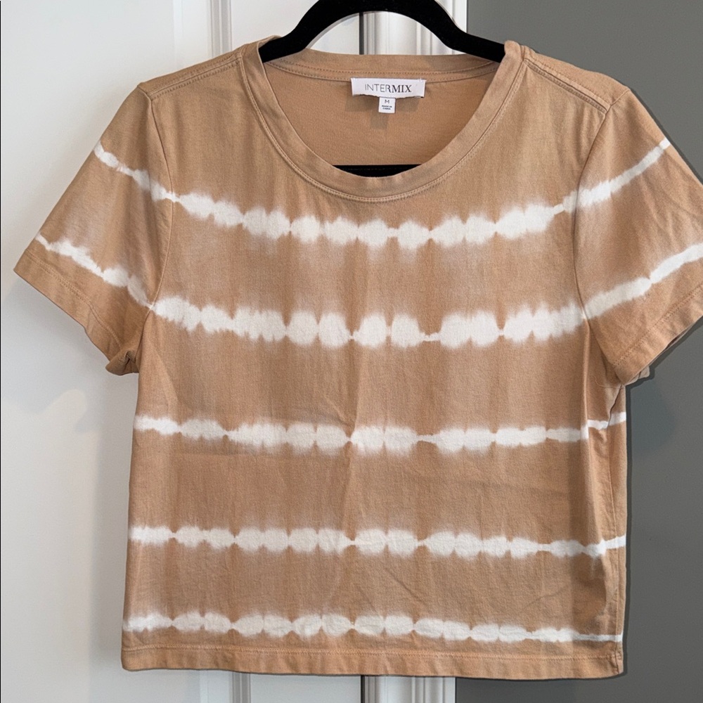INTERMIX Beige and White Tie-Dye Short Sleeve Top